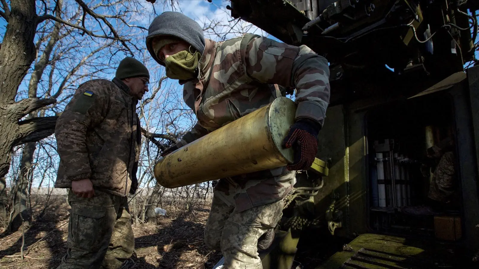 Canada viện trợ gần 2 tỷ đô la cho Ukraine